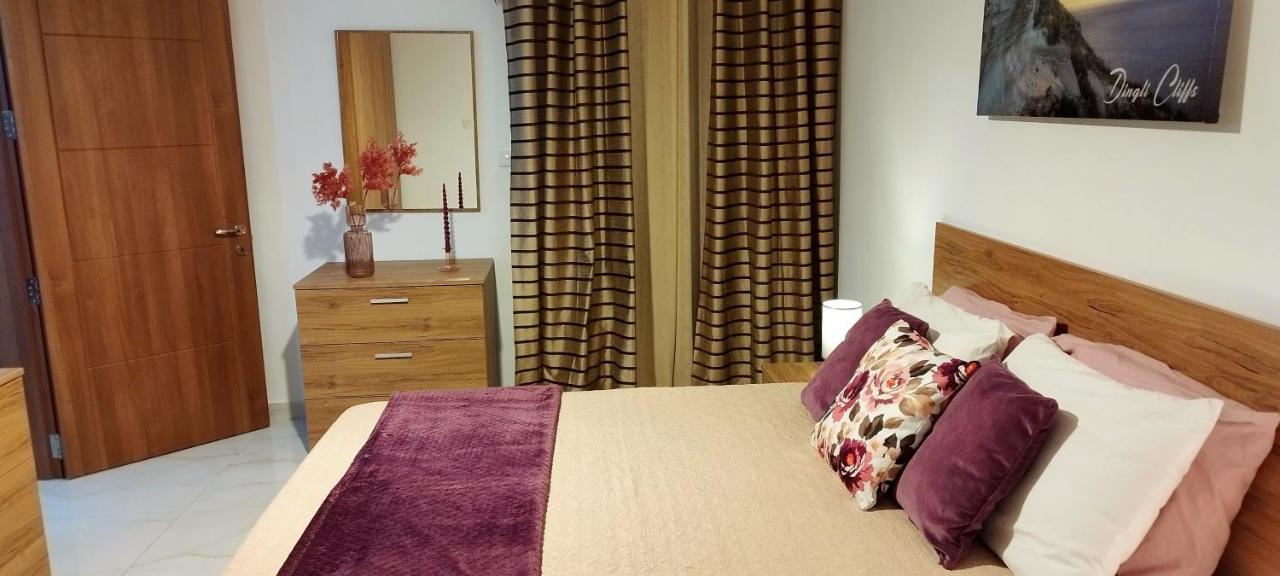 Large And Modern Apartment In The Centre Of Malta 모스타 외부 사진