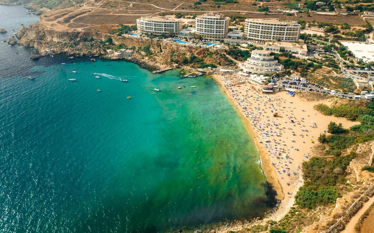 Large And Modern Apartment In The Centre Of Malta 모스타 외부 사진